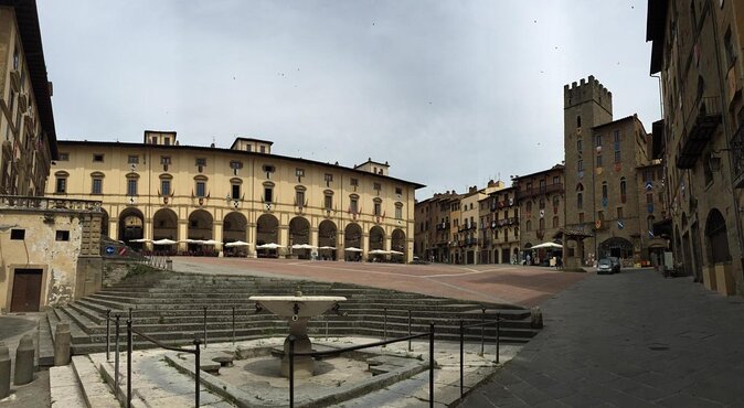 Arezzo Private walking tour - Exploring Arezzo’s Classic Landmarks with a Local Guide