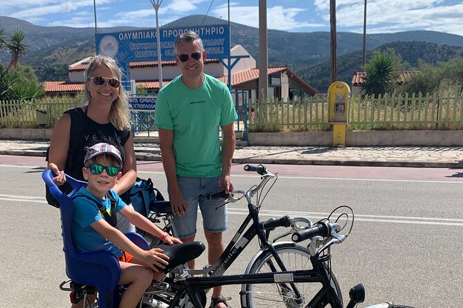 Argostoli Highlights Bike Tour - Admiring the Drapano Bridge (De Bosset)
