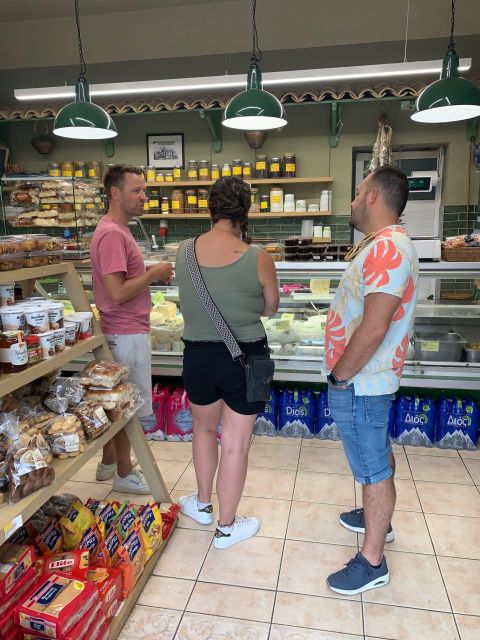 Argostoli Highlights Bike Tour - Enjoying Local Snacks During a Relaxed Break