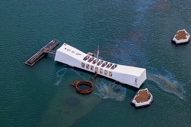Arizona Memorial Pearl Harbor & Honolulu City Tour from Kauai - Key Points