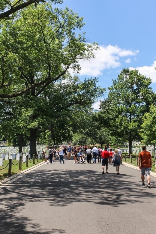Arlington Cementary & Guard Ceremony with Iowa Jima Memorial - Discover Arlington National Cemetery with Exclusive Early Access and Iconic Landmarks