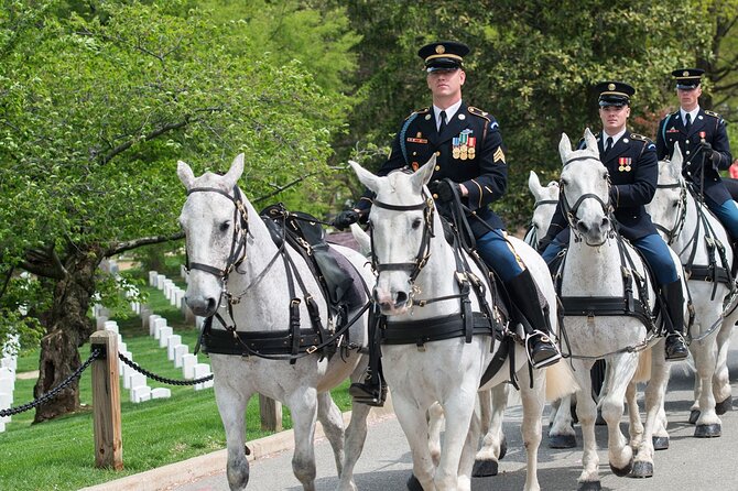 Arlington Cemetery Tour with Guard Ceremony and Iwo Jima Memorial - Witnessing the Changing of the Guard at the Tomb of the Unknown Soldier