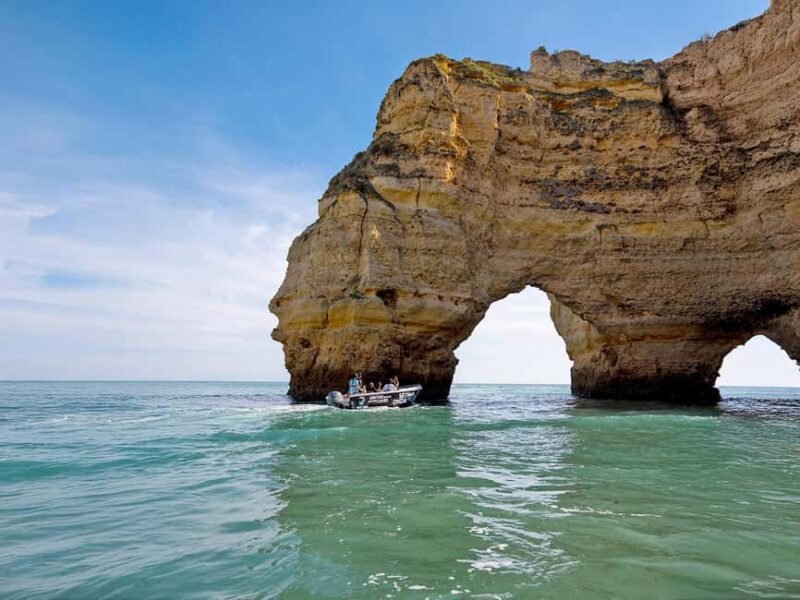 Armação de Pêra: Benagil´s 15 Best Caves Boat Tour - Discovering 15 Beaches Along the Coastline