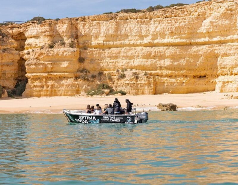 Armação de Pêra: Benagil´s 15 Best Caves Boat Tour - The Experience of the Guides and Crew