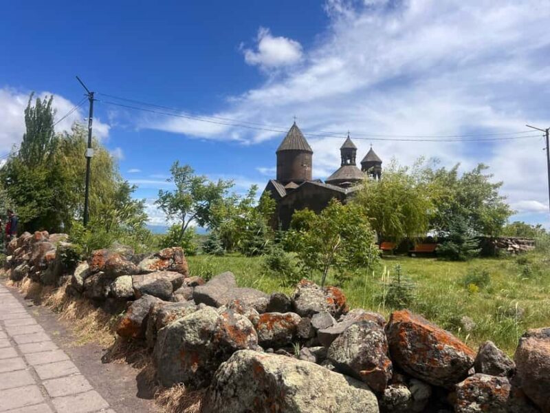 Armenia in One Day: Monasteries, Alphabet & Aragats Snow - Exploring Hovhannavank Monastery’s Architectural Marvels