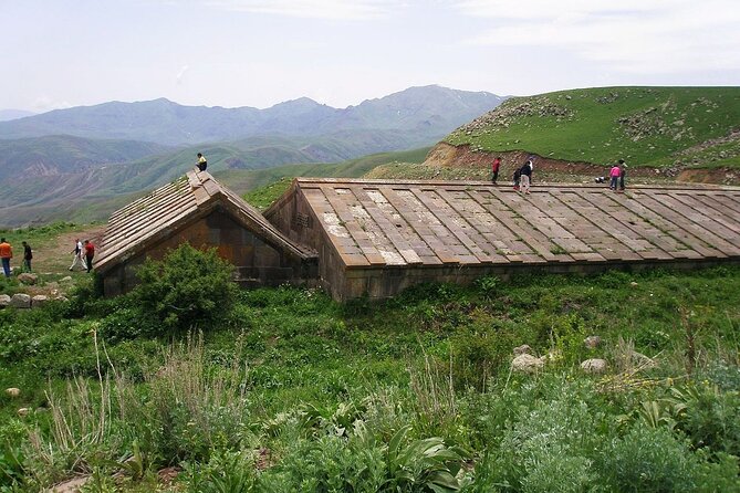 Armenia Sightseeing Tour with Cheese and Wine Tasting Experience - Logistics and Comfort on the Tour