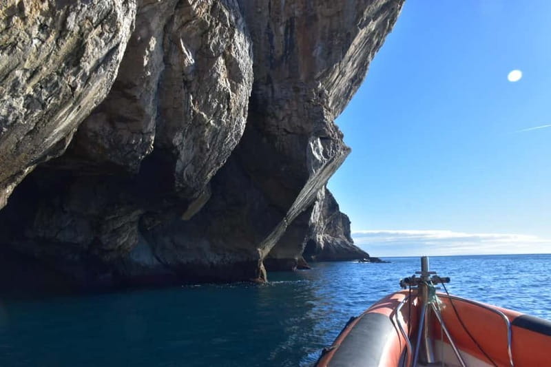 Arrábida by Boat - Exploring the Coastal Caves and Geological Formations