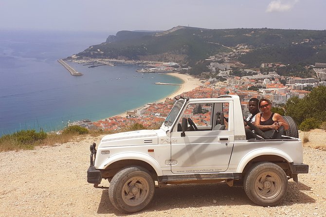 Arrábida Jeep Tour  Incredible Market & Hidden Gems - Relaxing at Portinho da Arrabida