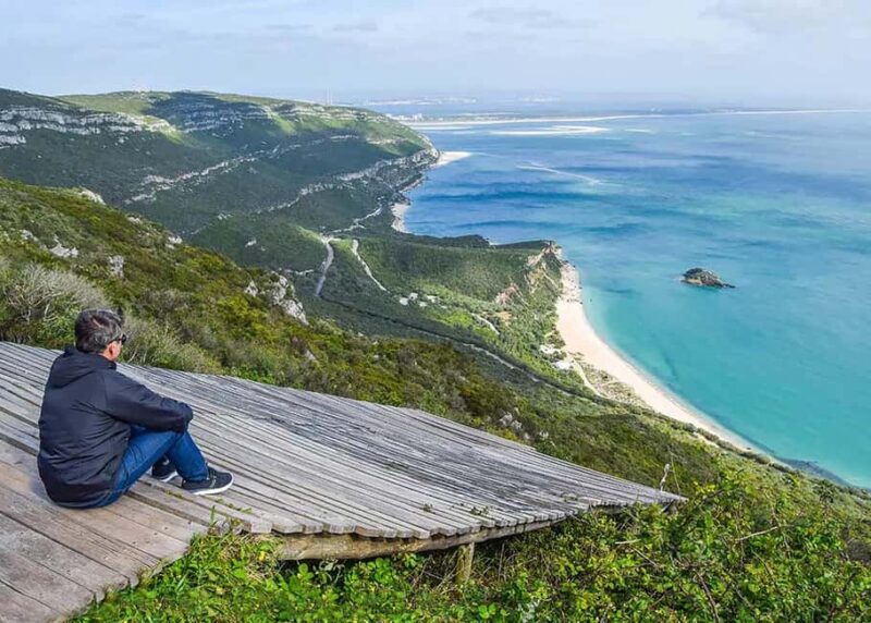 Arrábida: Jeep Tour with Wine Tasting and Tile Factory - Guided Tour Led by Local Experts