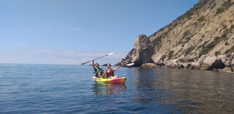 Arrábida Kayak Tour - The Role of the Guide: Friendly, Attentive, and Knowledgeable