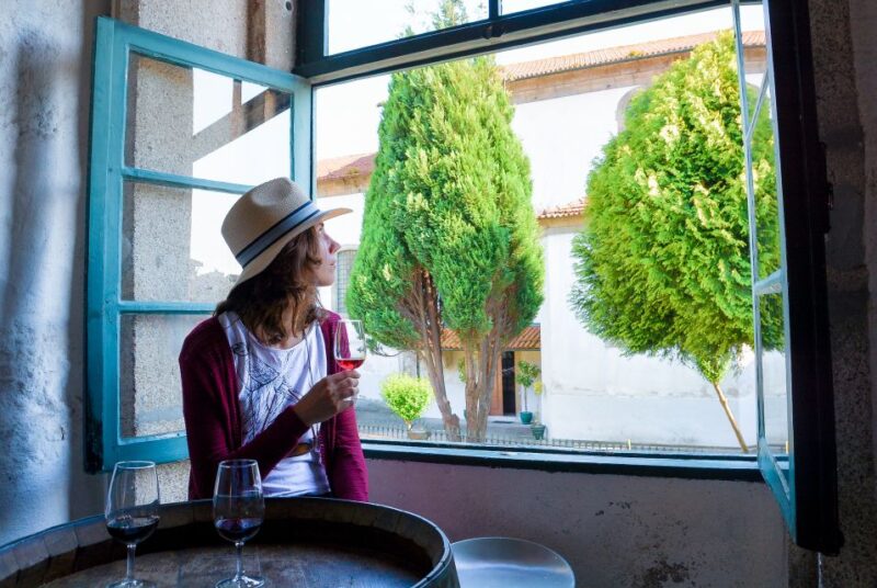 Arrabida Natural Park Full-Day Private Tour from Lisbon - Making a Portuguese Tile in Azeitão