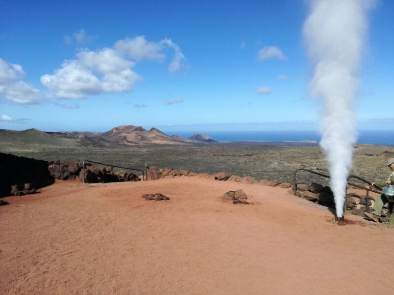 Arrecife: Timanfaya and Green Lagoon for Cruise Passengers - Starting Point at HiperDino Express Marina Lanzarote