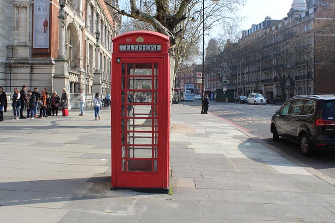 Arrival, Departure or Round Trip Private Transfer: Central London to Southampton Cruise Port - Distinctive Features of the Private Vehicle and Route