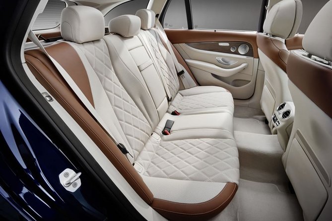 Arrival from Reykjavik Airport to Reykjavik-2hs Stop Blue Lagoon - Luxury Transport in a Skoda Octavia or Similar Vehicle