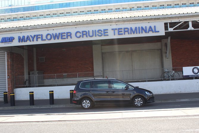 Arrival or Departure Private Transfer: Gatwick Airport to Southampton Cruise Port - How the Booking and Confirmation Process Works