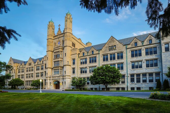 Arrival Private Transfer: Detroit Airport DTW to Detroit in Luxury SUV - Value for Money and Booking Details