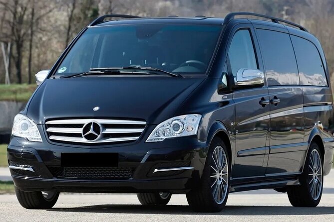 Arrival Private Transfer from Ibiza Airport IBZ to Ibiza by Van - Efficient and Comfortable Ibiza Airport Arrival Transfer in Style