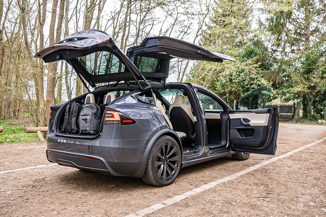 Arrival Private Transfer from Las Vegas Airport to Las Vegas by electric vehicle - The Convenience of Booking and Flexibility