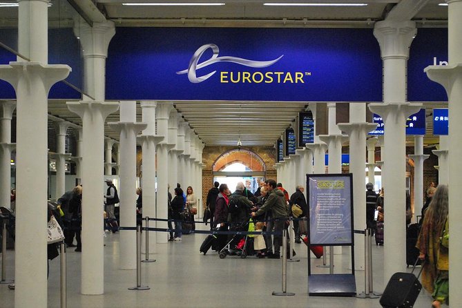 Arrival St Pancras Train Station to London Private Transfer Service - Meet Your Driver Outside St Pancras Station for a Stress-Free Pickup