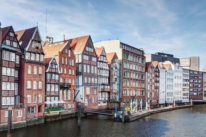 Arrival Transfer: Airport HAM to Hamburg by Business Car - The Friendly and Helpful Driver: A Key Highlight