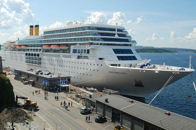 Arrival Transfer: Copenhagen Cruise Port to Copenhagen city - Seamless Arrival Transfer from Copenhagen Cruise Port to the City