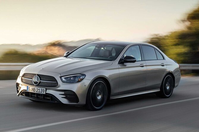 Arrival Transfer from Munich Airport to Munich City by Sedan - Key Points