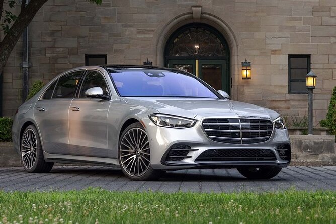 Arrival Transfer Munich Train Station to Munich by Luxury Car - Included Services and Additional Details