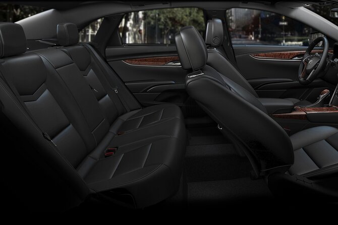 Arrival transfer St. Louis Airport STL to St. Louis by Car or SUV - Key Points