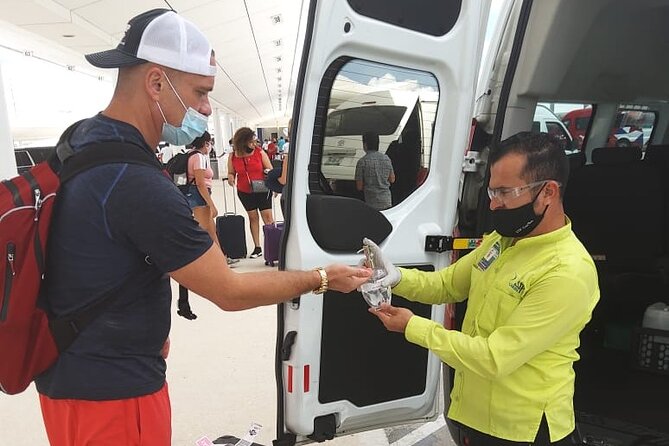 Arrivals by Private Minivan wi fi aboard from Cancun Airport - Frequently Asked Questions