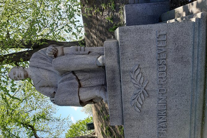 Art and Museum Tour of Oslo - The Role of the Expert Art Historian Guide