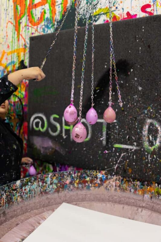 Art Class: Creative Team Building Workshop in LA - How the Art Workshop Differs From Other LA Activities