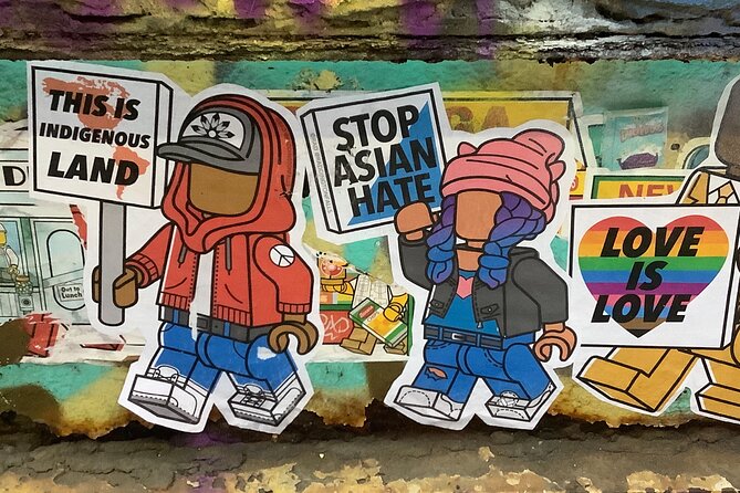 Art, History & Waterfront Views in DUMBO - Key Points