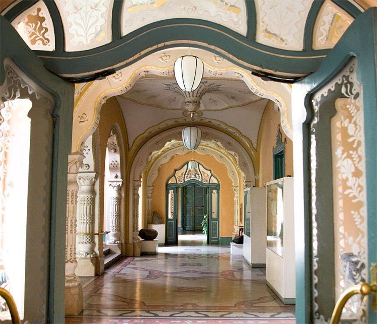 Art Noveau in Budapest: Private Half-Day Tour - The Itinerary: Three Pick-up and Drop-off Locations