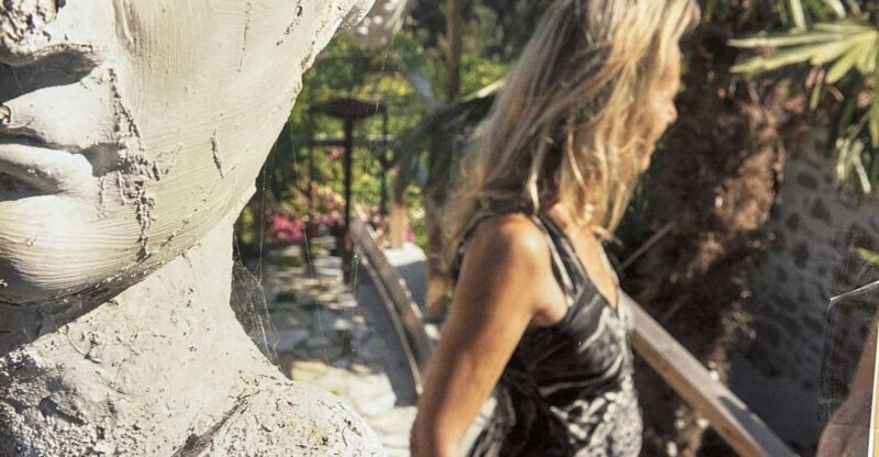 Art studio tour in Italian sculpture gardens - Key Points