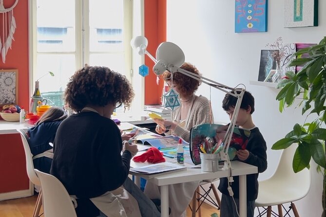 Art workshops in Porto - Social Connection and Sharing at the End