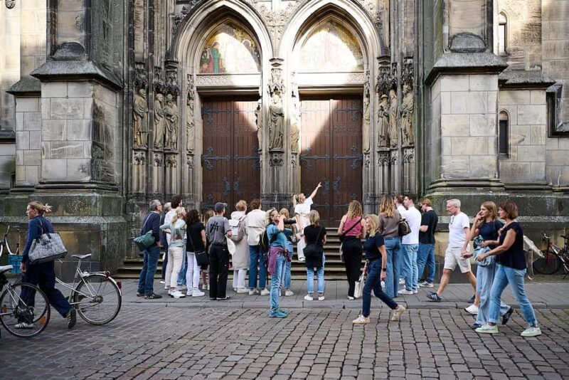 Art x Münster: An artistic stroll through Münster - Who Will Appreciate This Tour Most?