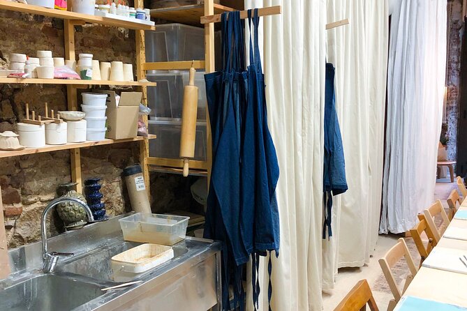 Artisan Ceramic Making Experience - Discover the Artisan Ceramic Making Experience in Barcelona