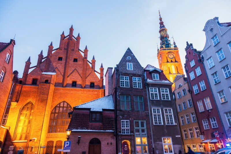 Artus Court and Gdansk Old Town Private Tour with Tickets - Flexibility with Booking and Cancellation Policies