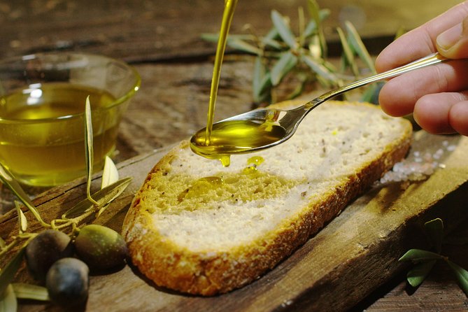 Ascoli Olive Oil Tour with Tasting and Local Food Pairing - Explore Olive Oil Craftsmanship in Ascoli Piceno