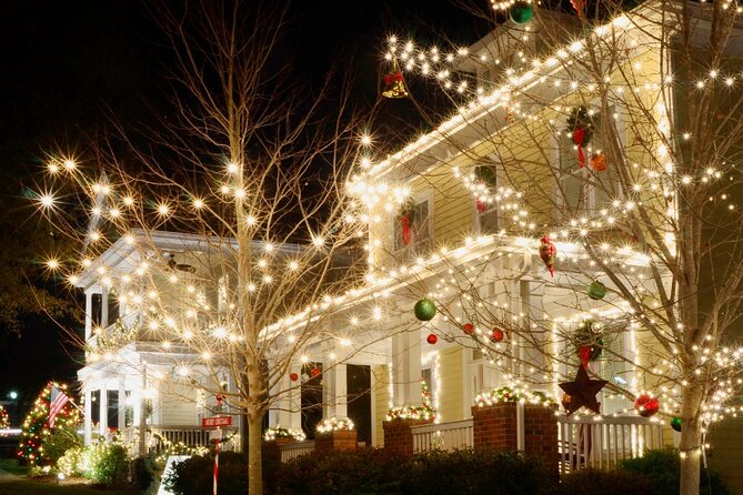 Asheville Holiday Season City Tour - Starting Point at Asheville Visitor Center