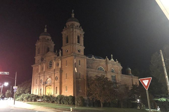 Asheville Night-Time Walking Ghost Tour - Stop 4: Thomas Wolfe Memorial and Literary Spirits