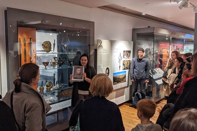 Ashmolean Museum Tour - by Uncomfortable Oxford - Examining Excavation Ethics in the Hellenistic World
