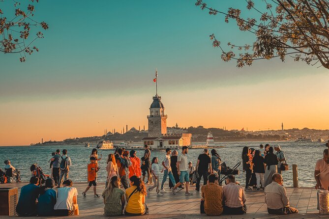 Asia Tour in Istanbul with a Guide Embrace Local Culture - Discover Üsküdar and Its Bosphorus Views