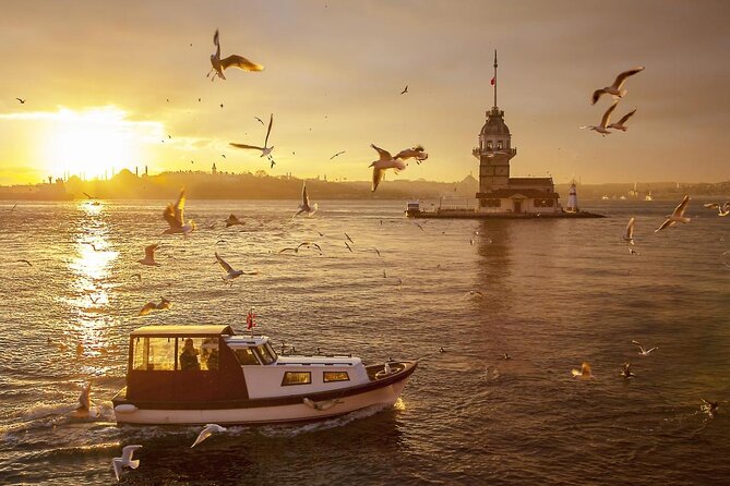 Asian Side of Istanbul: Uskudar and Kadikoy Full Day Walking Tour - Discover Istanbul’s Vibrant Asian Neighborhoods on a Full-Day Tour
