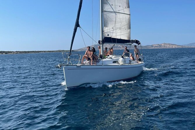 Asinara: Sailing trip in the park of Asinara - The Skipper: Giorgio’s Expertise and Friendly Service