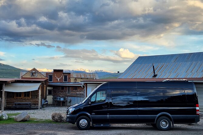 Aspen or Snowmass to/from Denver International Private Car - Comfortable and Private Transportation for Aspen or Snowmass from Denver