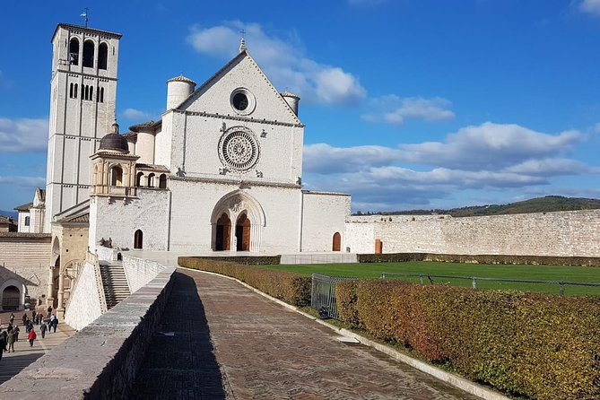 Assisi and Orvieto from Rome: Enjoy a Full Day Tour in Umbria - Exploring the Ancient Etruscan Town of Orvieto