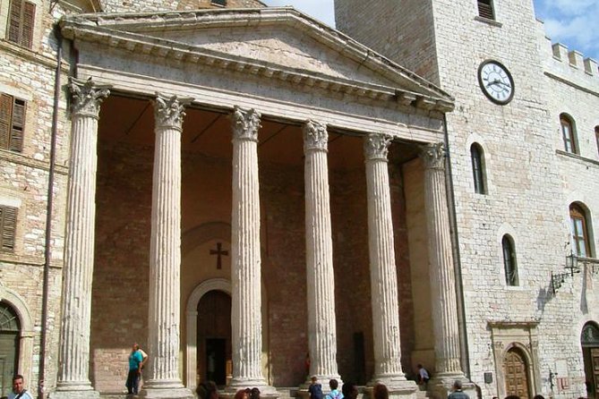 Assisi and St. Francis (Driver Only/Self Touring) - Strolling Through Piazza del Comune