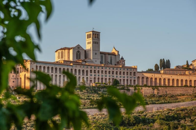 Assisi City highlights and St. Francis Basilica Tour - Visiting Assisi’s Historic Landmarks with a Guide