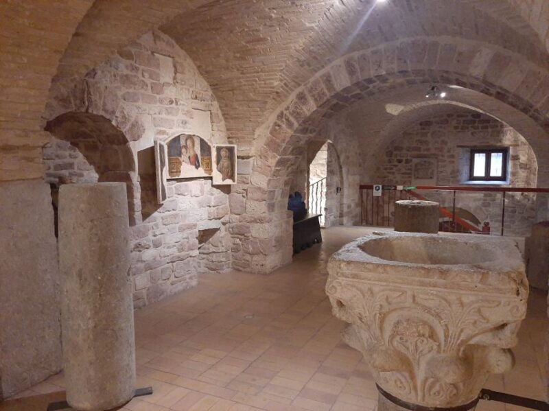 Assisi: Crypt of San Rufino and Roman Forum Underground Tour - What Makes This Assisi Tour Unique